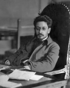 Павло Правий